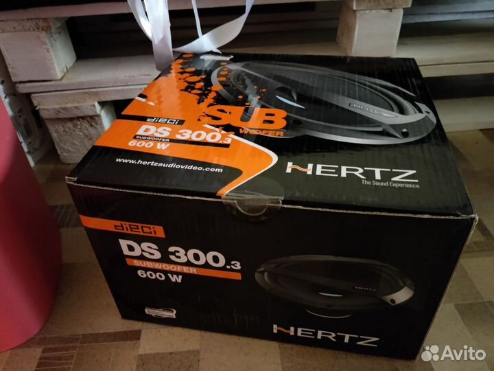 Сабвуфер hertz 12 + усилитель blaupunkt GTA 270