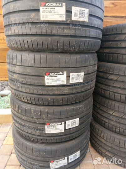 Yokohama Advan Sport V107 315/30 R21 105Y