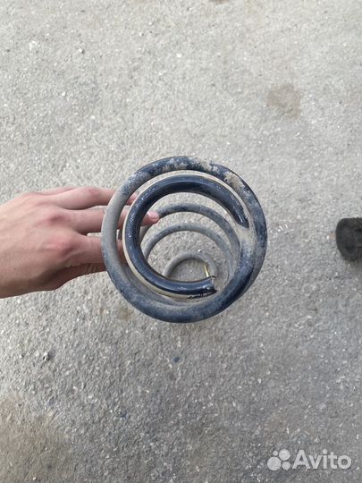 Передние бочковые пружины