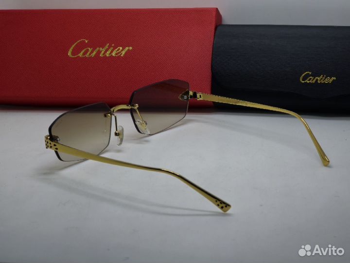 Солнцезащитные очки женские Cartier