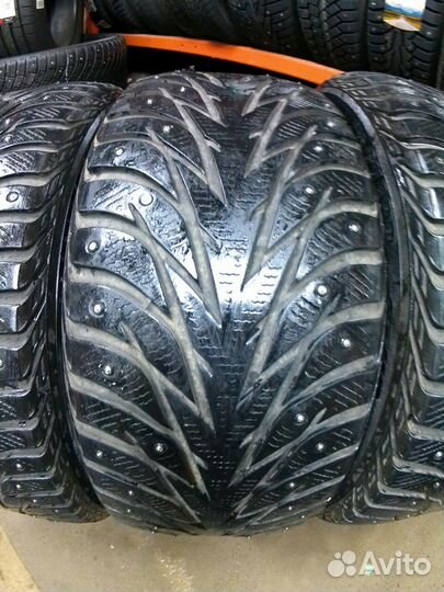 Yokohama Ice Guard IG35 255/45 R20