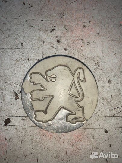 Колпачок ступицы Peugeot 206