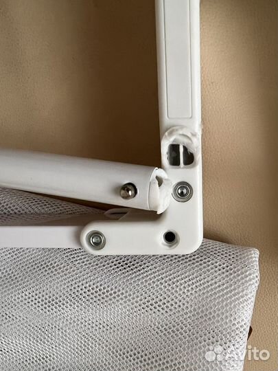 Барьер безопасности на кровать бортик