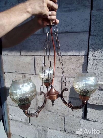 Люстры, настольная лампа, винтаж