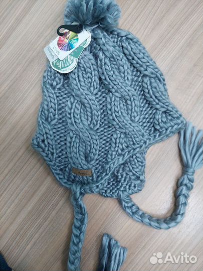 Шапка вязаная