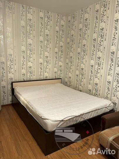 Кровать двуспальная