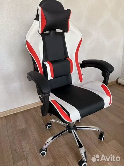 Игровое компьютерное кресло новое