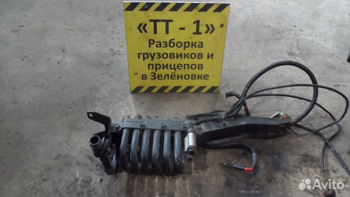 Змеевик охладителя с кронштейном в сборе Scania R4