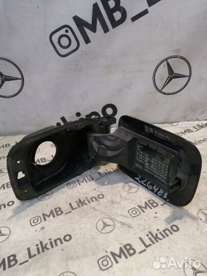 Лючок топливного бака Mercdes S-Class W221