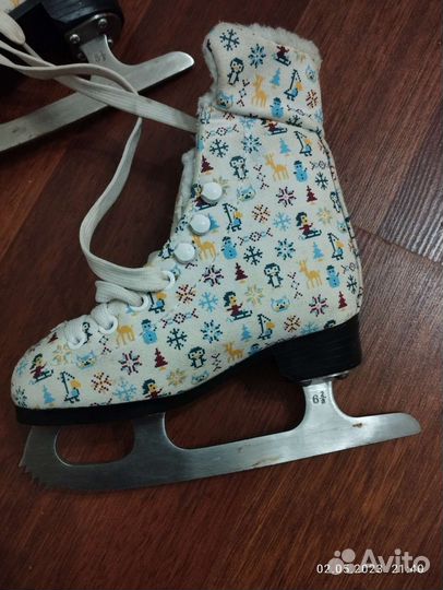 Коньки детские