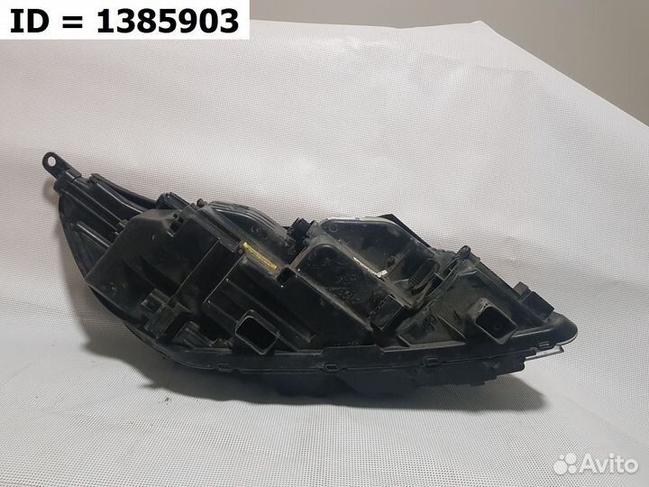 Фара левая Kia Sorento