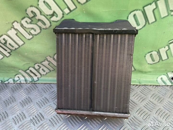 Радиатор печки Mercedes-Benz W124 M111 2.2 1992