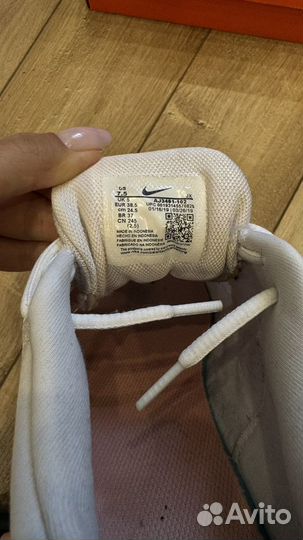 Кроссовки nike женские