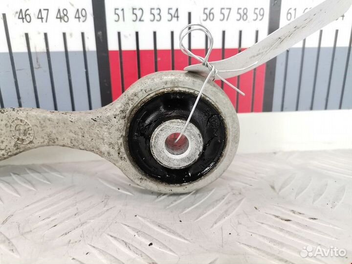 Рычаг передний левый Volkswagen Passat B5 2000