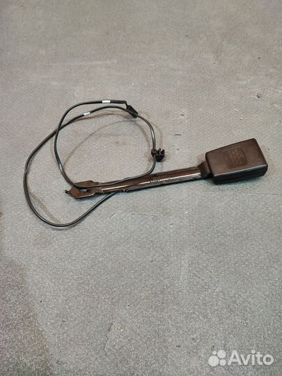 Замок ремня безопасности Volkswagen Tiguan 5N1