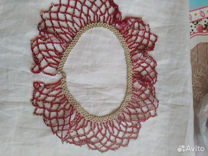 Украшение из бисера