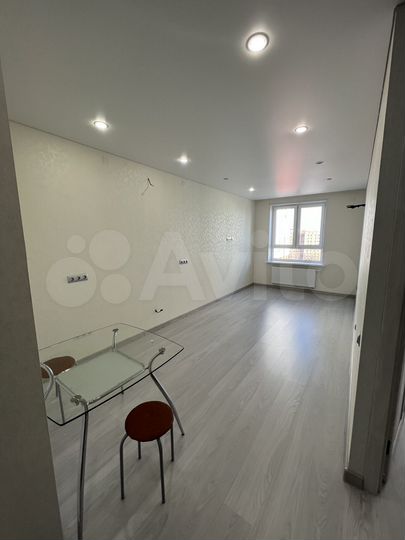 2-к. квартира, 46 м², 8/10 эт.