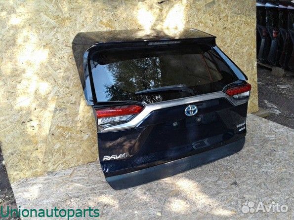 Крышка багажника Тойота рав 4 50 2018-2023