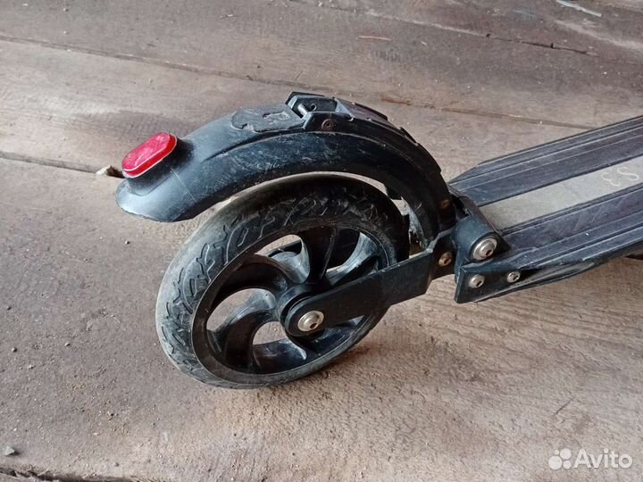 Самокат электрический kuggo s3 (не включается)