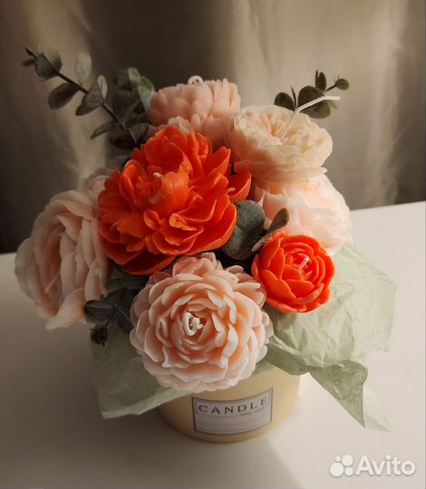 Свечной букет 3, цветы пионы