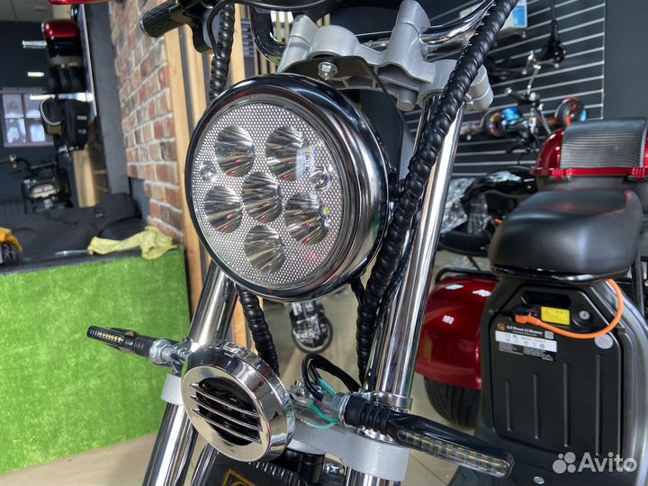 Двухместный электроскутер GT X11 Trike