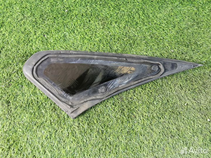 Форточка двери З.Л. Volvo S60 I