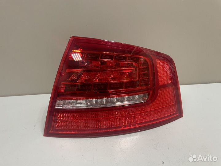Фонарь правый в крыло Audi A8 4E D3 Ауди А8 4Е Д3