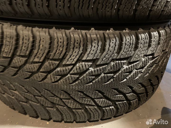 Nokian Tyres Hakkapeliitta R3 SUV 255/45 R20 и 285/40 R20 107T