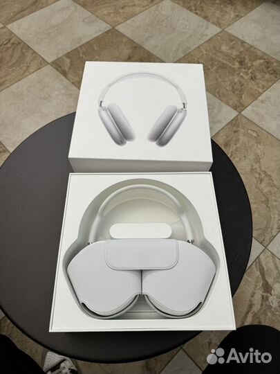 AirPods Max Silver