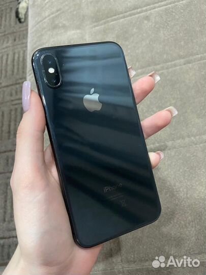 iPhone X, 64 ГБ
