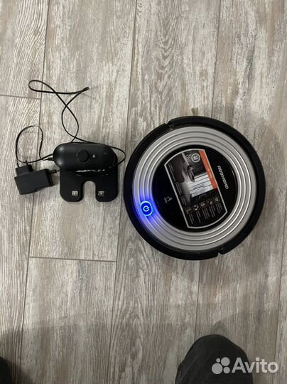 Робот пылесос Redmond rv r300