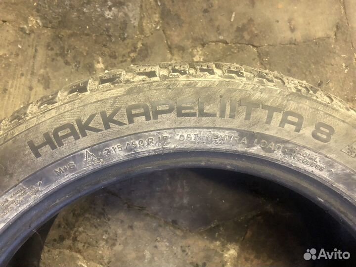 Nokian Tyres Hakkapeliitta 8 215/50 R17 95