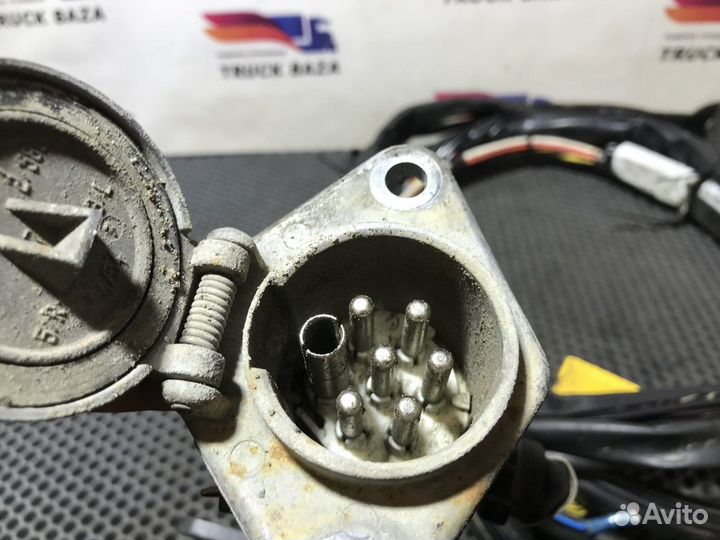 1698739 Проводка перекидок Daf XF105