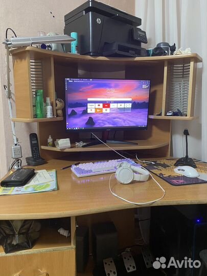 Компьютерный стол