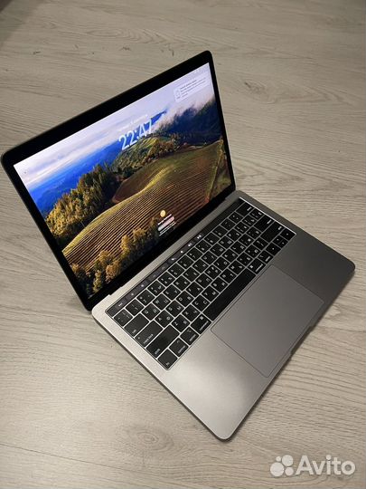 Apple macbook pro 13 2019