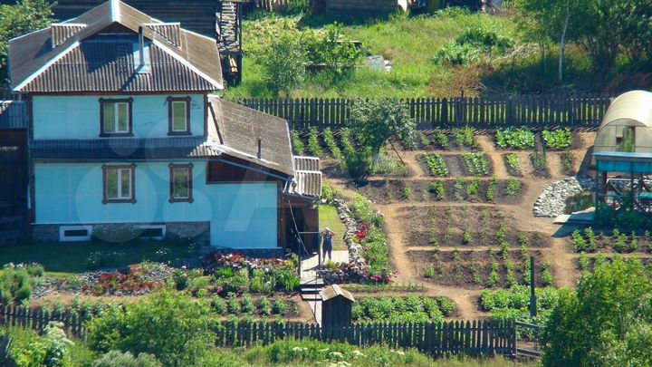 Коттедж 217,4 м² на участке 22,8 сот.