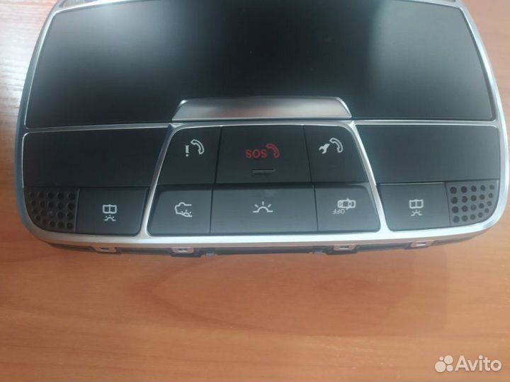 Плафон подсветки салона