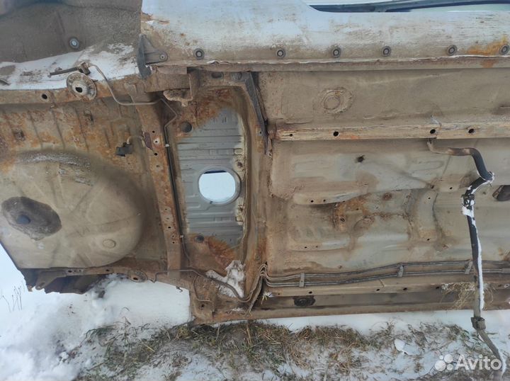 Кузов toyota yaris 1