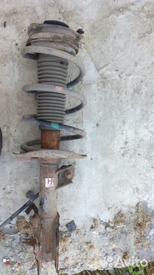 Стойки в сборе Nissan X-Trail Т-31