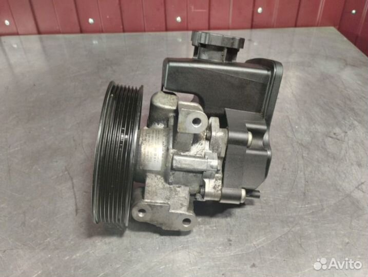 Насос гидроусилителя руля Mercedes E-Class W211