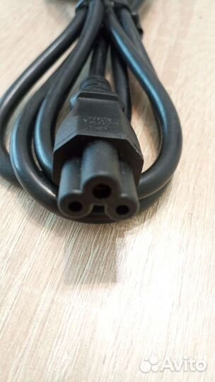 Сетевой кабель питания ноутбука 
