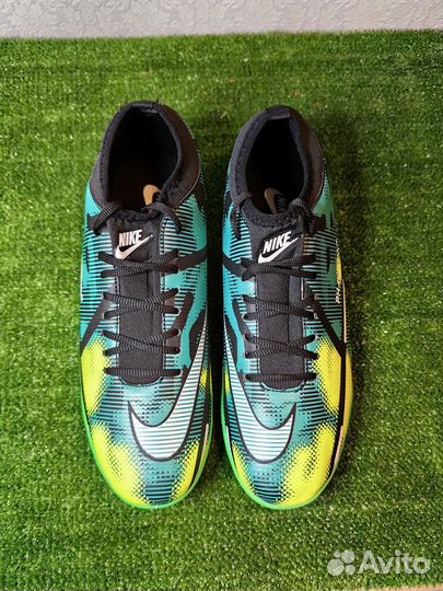 Сороконожки Nike Phantom