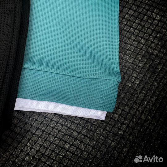 Спортивные Костюмы (Магазин)