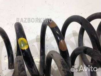 Пружина задняя