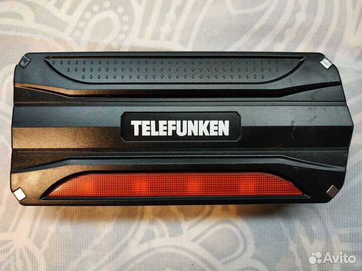 Пускозарядное устройство Telefunken TF-JS03