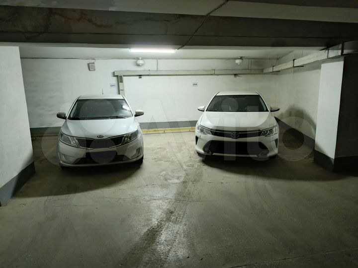 Машиноместо, 18 м²