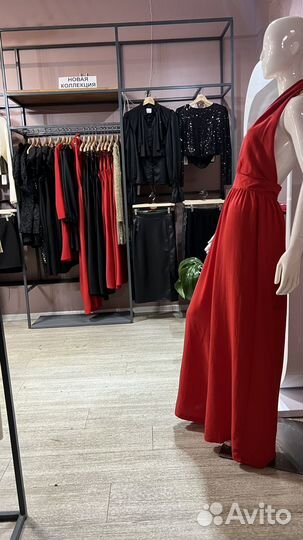 Магазин женской одежды (шоурум)