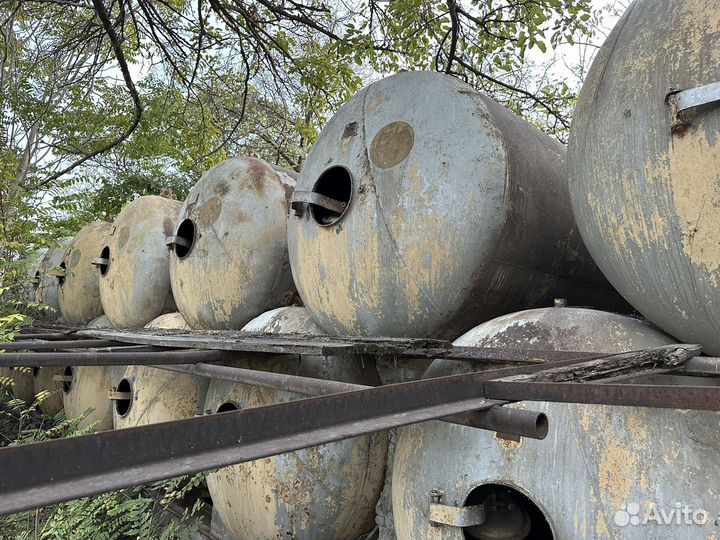 Цистерны емкости бочки