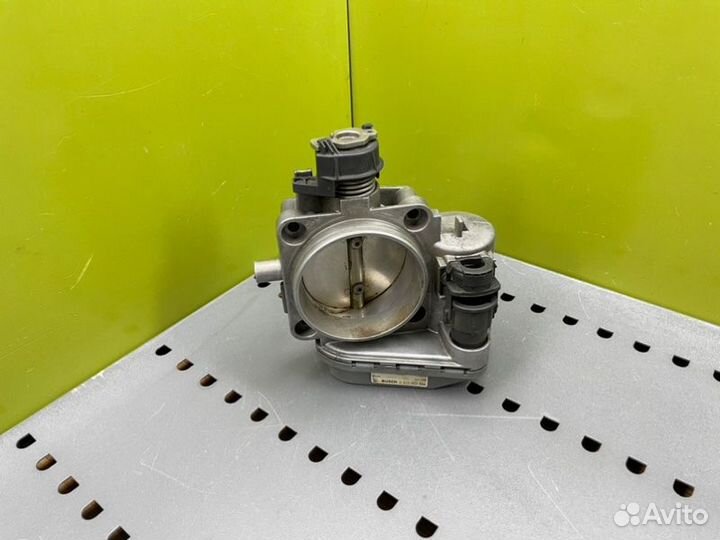 Дроссельная заслонка Mercedes-Benz E-Class W210