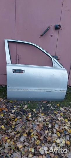 Дверь передняя правая Мазда 626 GF Америка 98-01